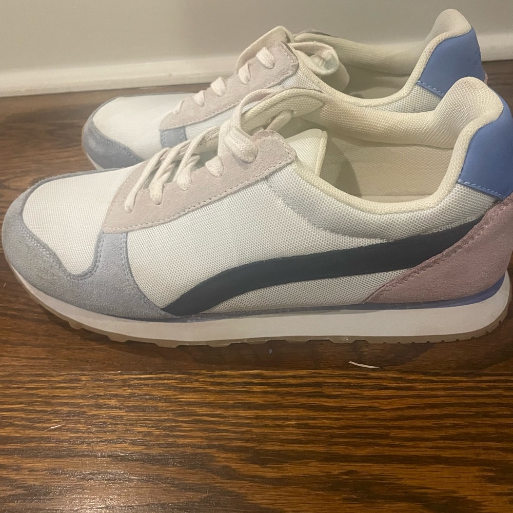 JCrew retro tennis shoe